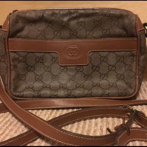AUTHENTIC VINTAGE GUCCI CROSSBODY