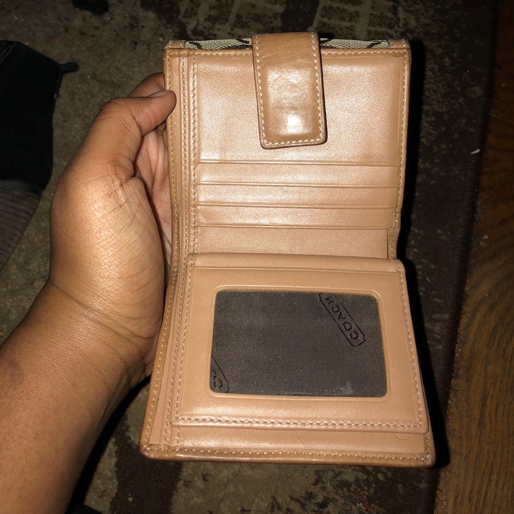 Coach Wallet! - Picture 2 of 6