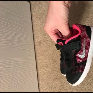 Toddler Girl Nike’s!