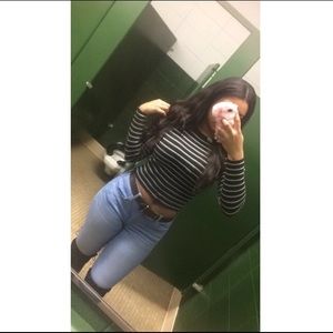 Meet your Posher, Nia