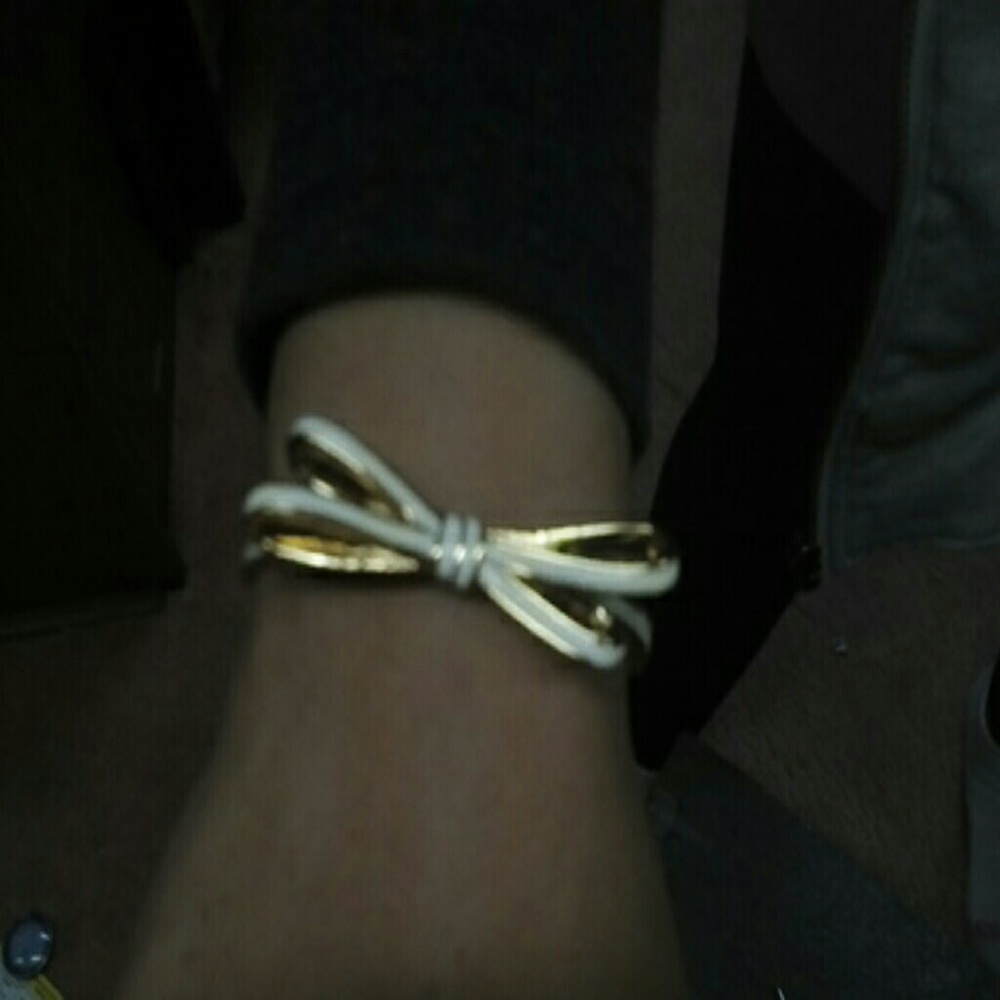 Kate Spade white & gold tone bracelet 10% off