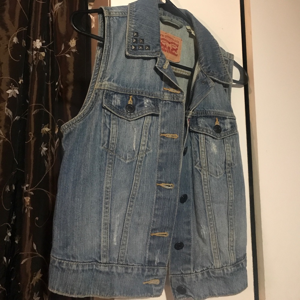 Levi’s embellished jean vest