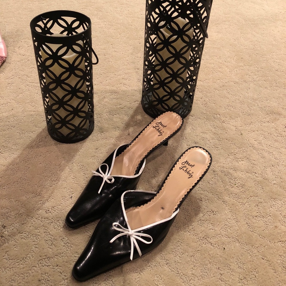 Just Libby, black with white bow, pointy toe sz9.5