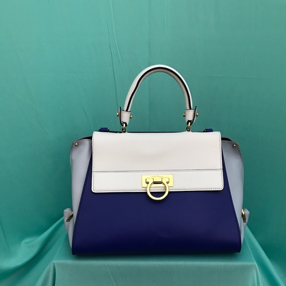 Salvatore Ferragamo handbag - Picture 1 of 8