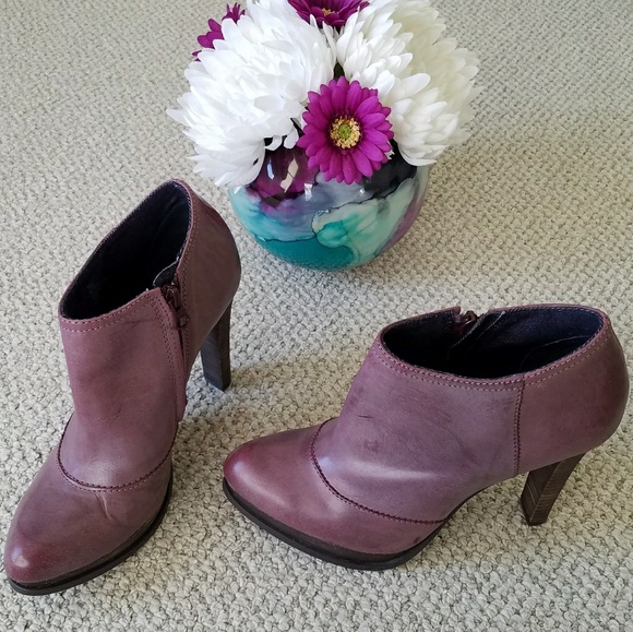 Calvin Klein Jeans Purple Ankle Boots - Picture 8 of 8