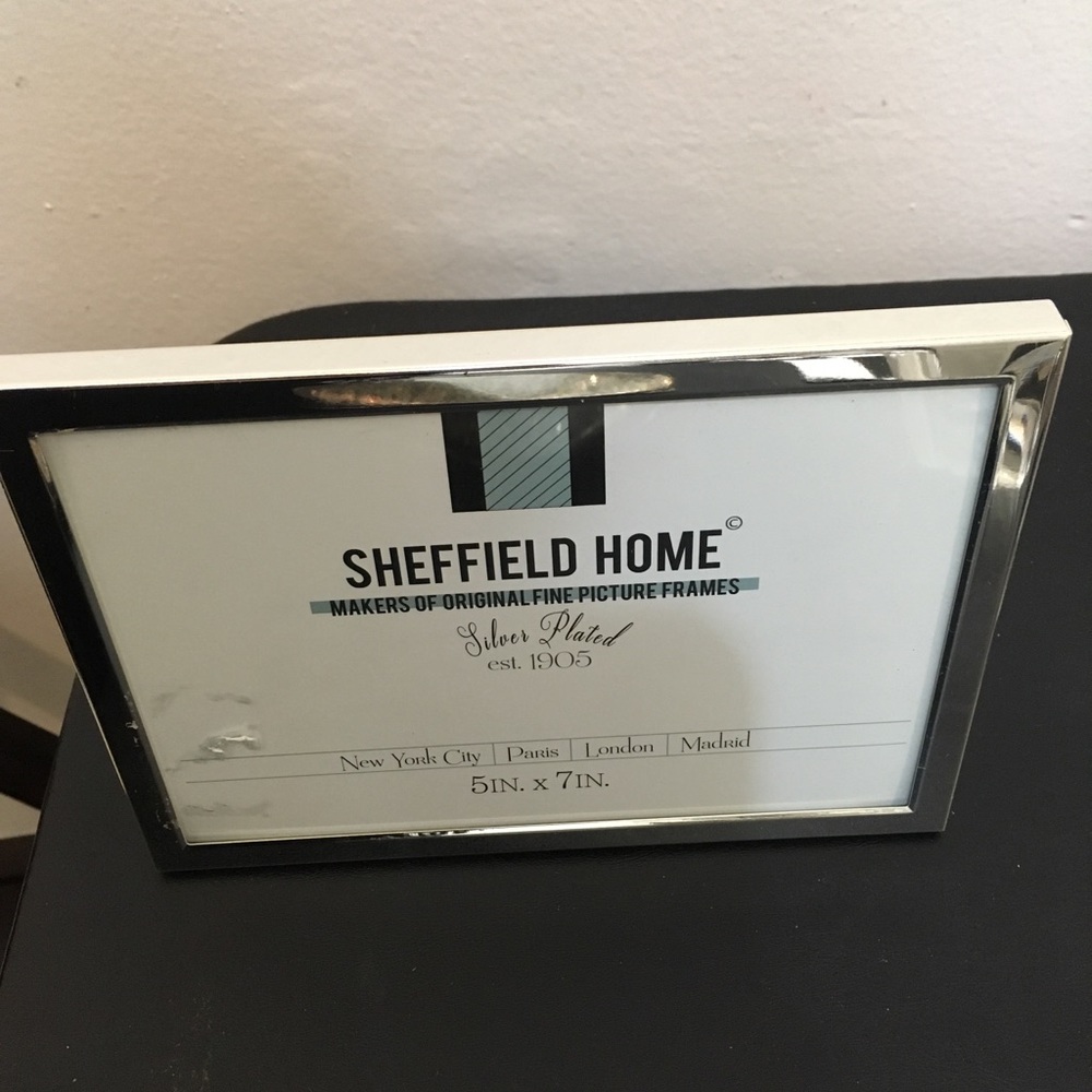 Sheffield home silver plated frame 5x7 easel NWT