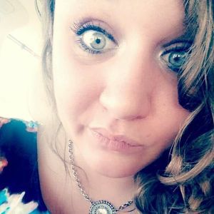 Meet your Posher, Hailey