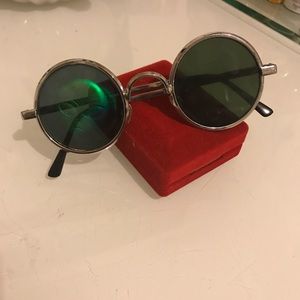 Circle sunglasses