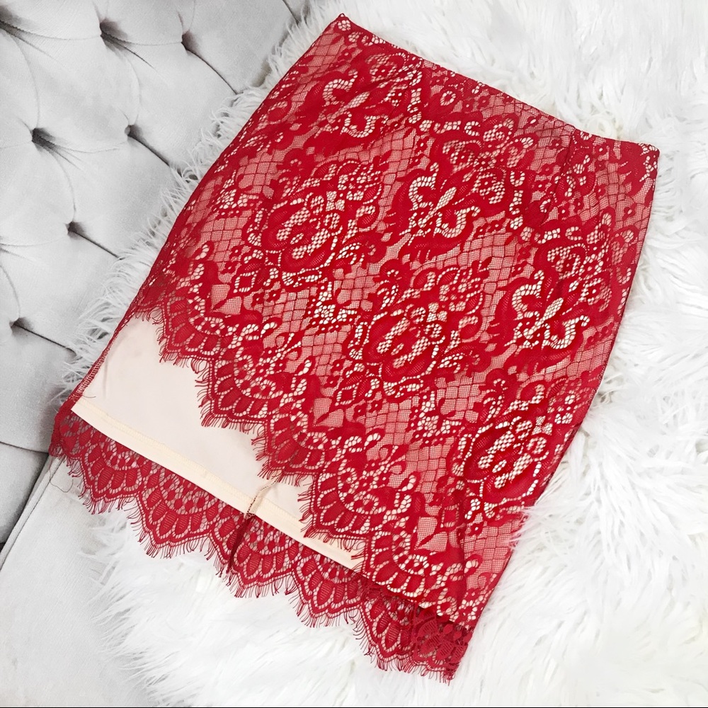 Missguided asymmetrically red lace skirt - Picture 2 of 6