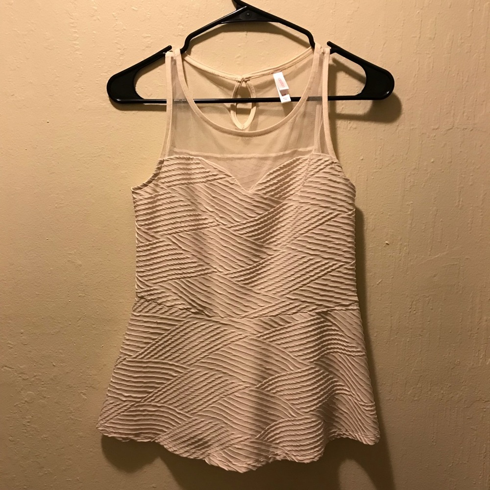Xhilaration top