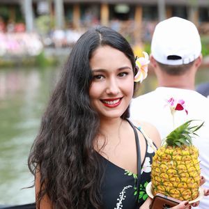 Meet your Posher, Karima