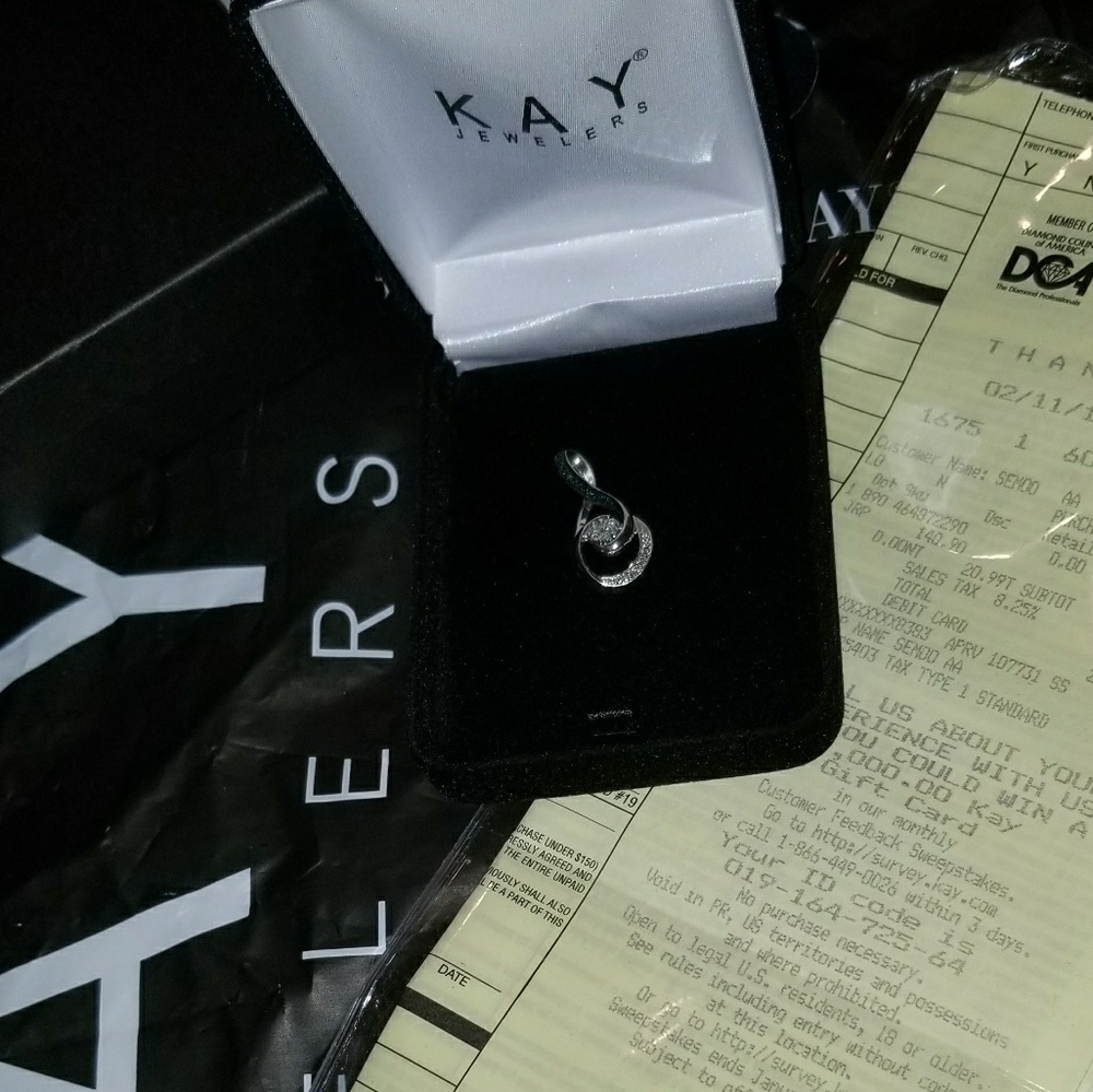 TRADED 🚫Kay Jewelers Necklace