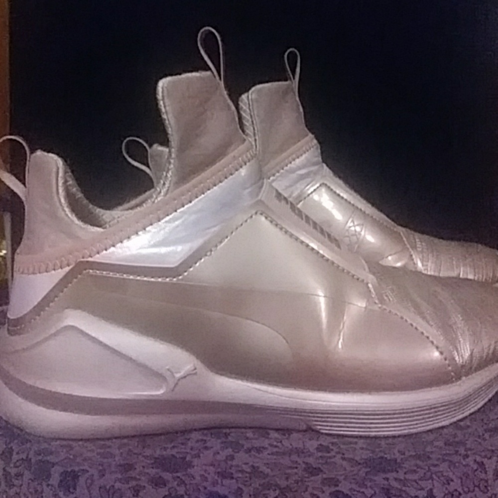 Kylie Jenner Pink Pumas