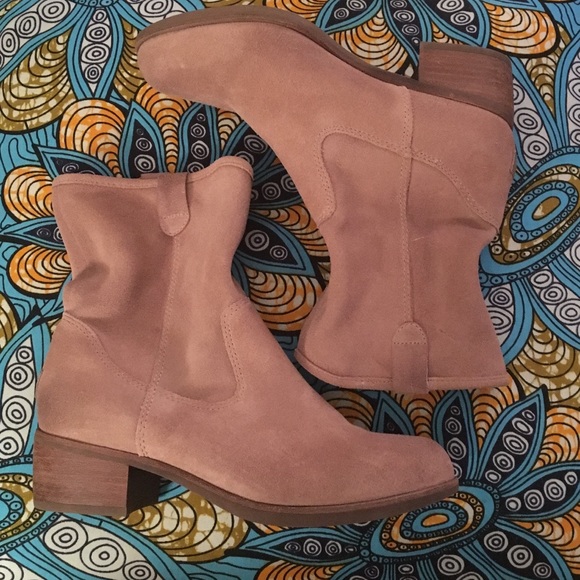 Ugh Rioni Western Boots - Picture 2 of 4