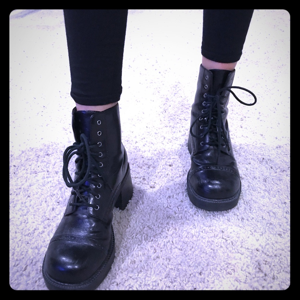 Sketchers vintage boots