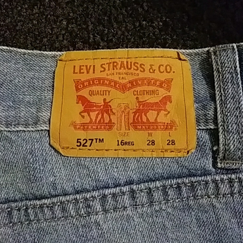 Levi