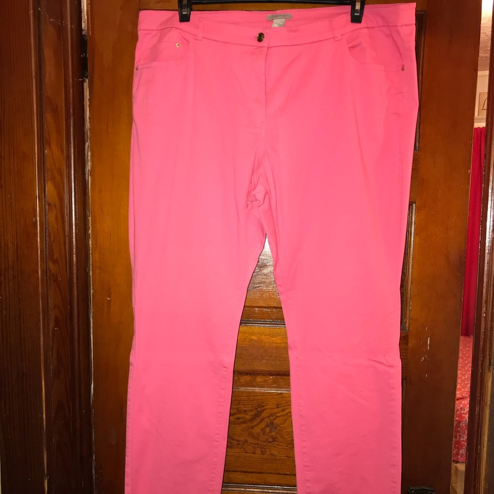 H&M pink jeggings. Size 22. Brand new.