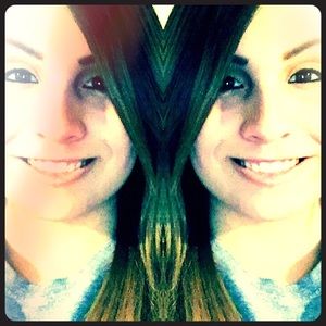 Meet your Posher, Josefa