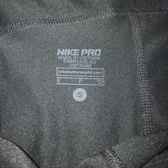 Nike spandex shorts! - Picture 4 of 5