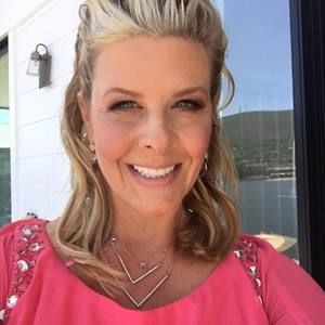 Meet your Posher, Michele