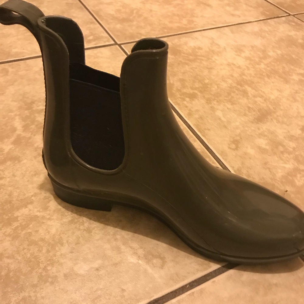 Ankle boots