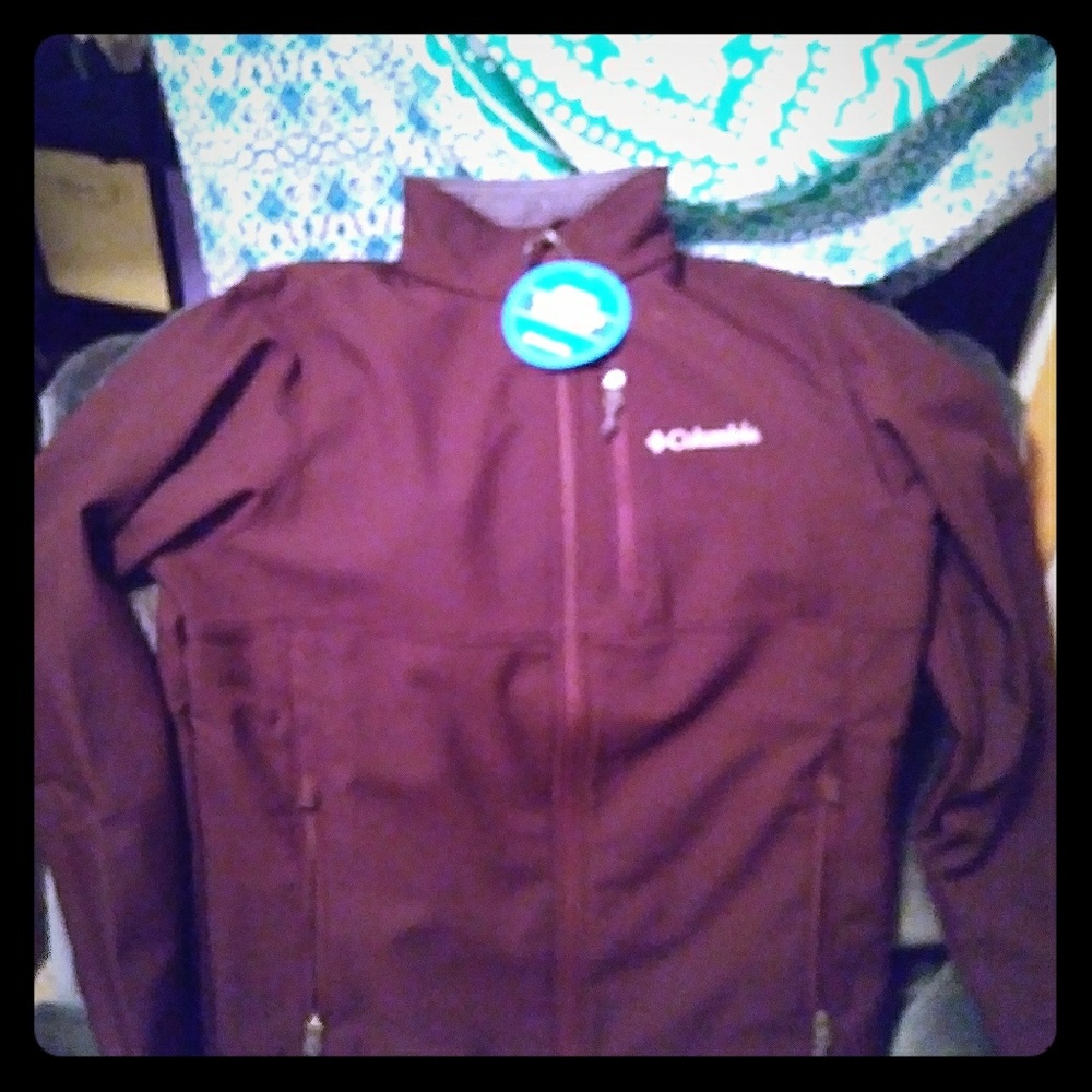 Maroon Columbia Ascender Soft shell Jacket