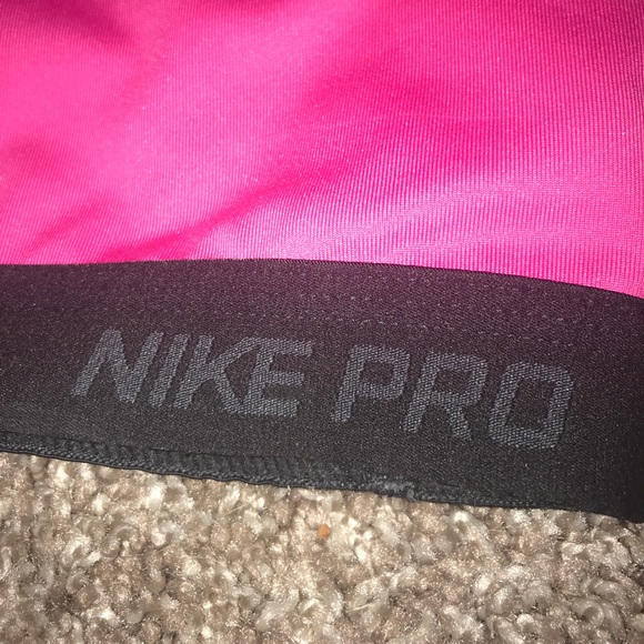 Pink Nike sports bra - Picture 3 of 4