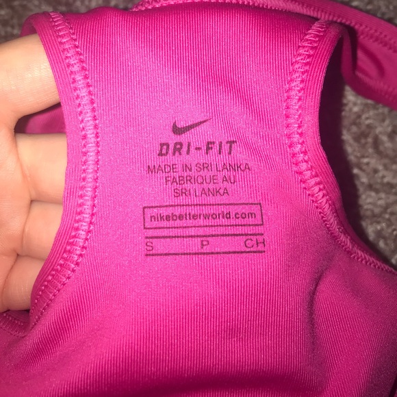 Pink Nike sports bra - Picture 4 of 4