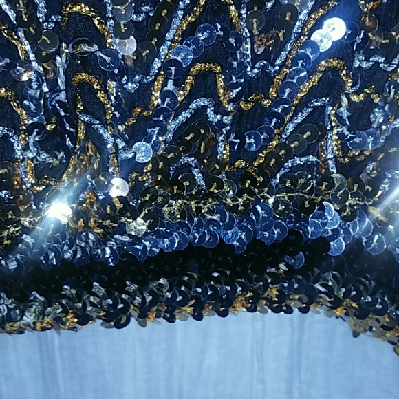 VINTAGE Gold Silver & Black Batwing Sequins Top - Picture 4 of 6