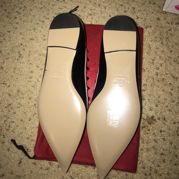 VALENTINO GARAVANI Rockstud Ballerina Flat Size 36 - Picture 2 of 6