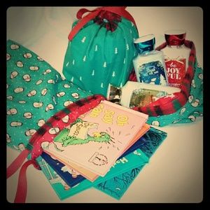 Reusable handmade gift bags, reversible red/green