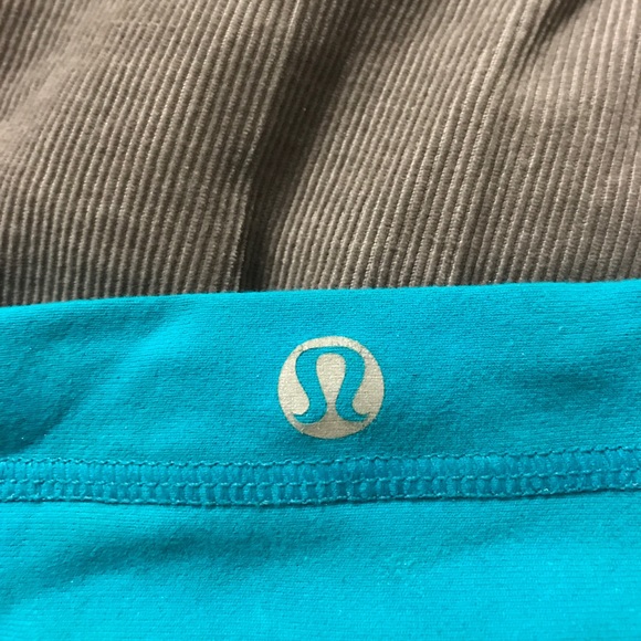 Neon blue lululemon headband - Picture 2 of 2