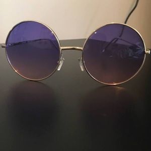 Large, round, purple ombré sunglasses