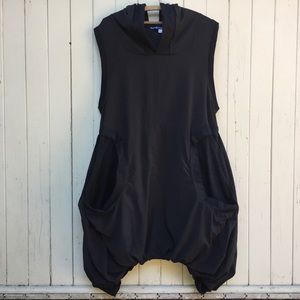 Vanité Couture hooded black lagenlook bubble tunic