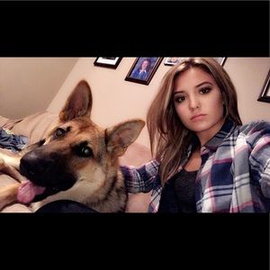 Meet your Posher, Alivia