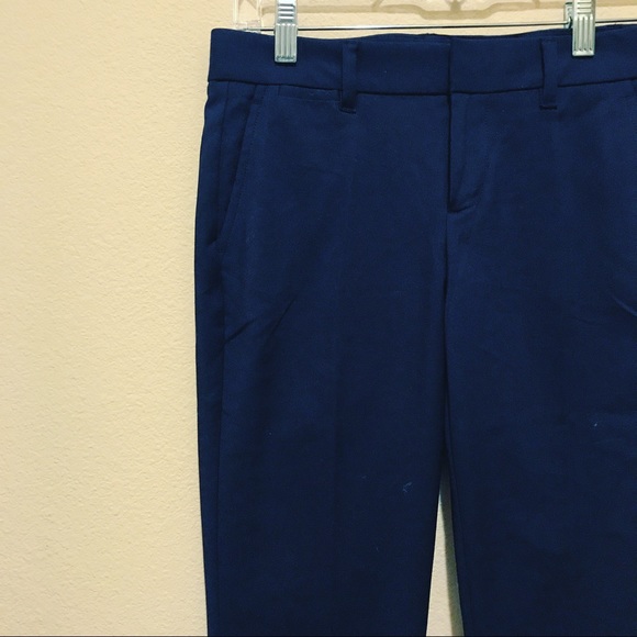 GAP Pants - NWOT GAP Slim Crop Indigo 00P