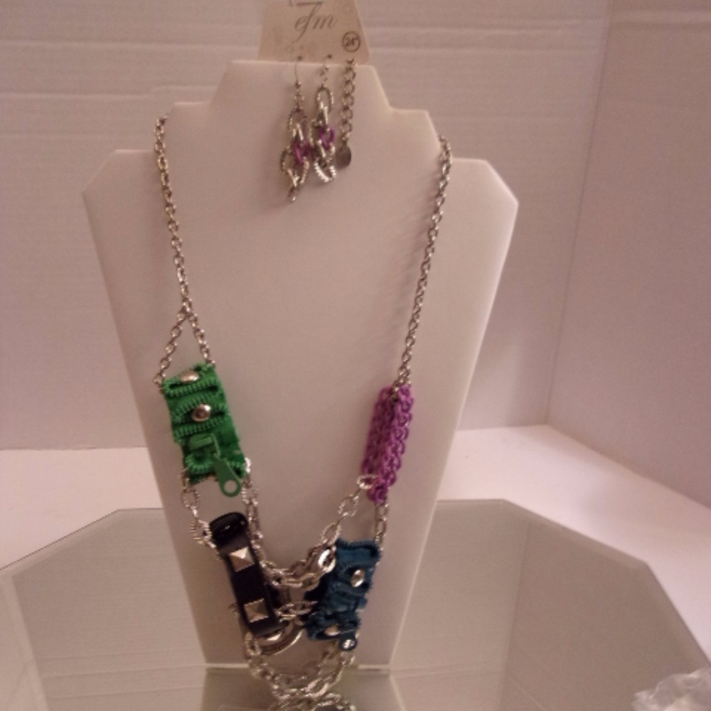 NWT DESIGNER FUNKY EFM NECKLACE EARRINGS & BRACELE