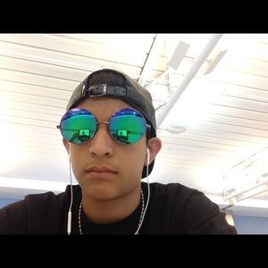 Meet your Posher, Mario