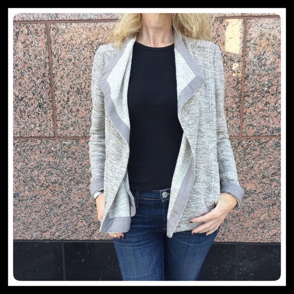 Vince Sweaters - VINCE  Perfect Sweater/Jacket ❤️