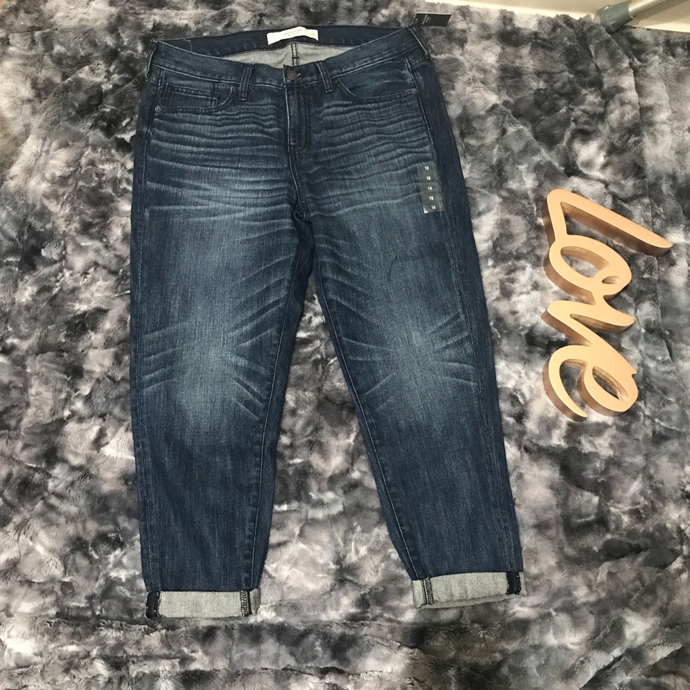Abercrombie & Fitch Boyfriend Jeans