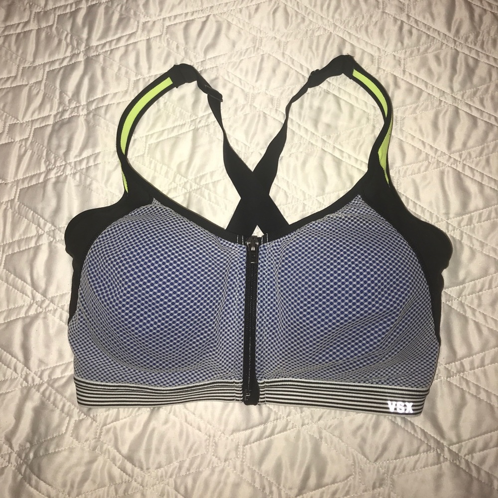 VSX incredible sports bra front-close