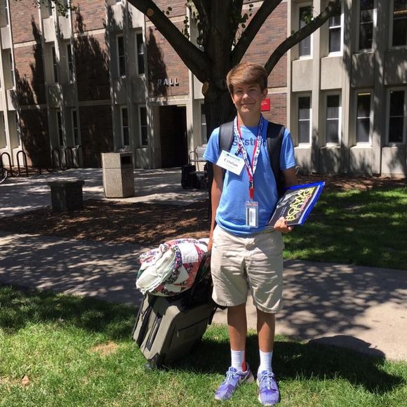 Meet your Posher, Cristian - Picture 1 of 1