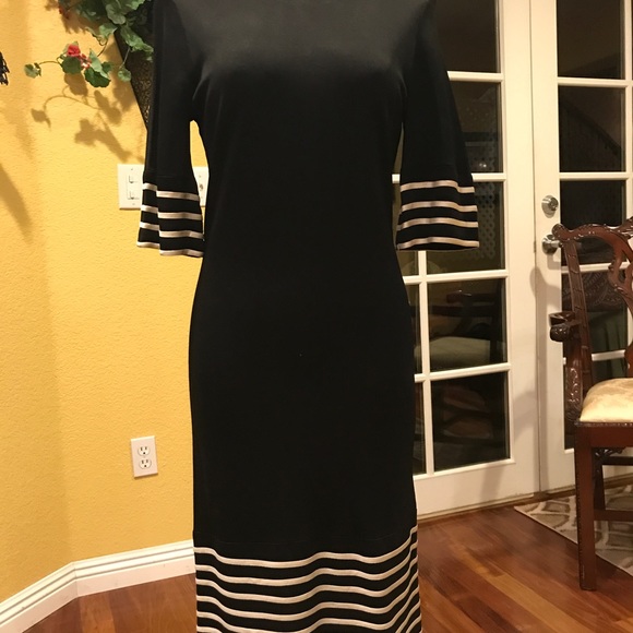 Fun vintage 60s Black and cream satin vintage dress. ❤️ - Picture 2 of 8