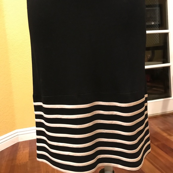 Fun vintage 60s Black and cream satin vintage dress. ❤️ - Picture 3 of 8