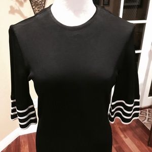 Fun vintage 60s Black and cream satin vintage dress. ❤️