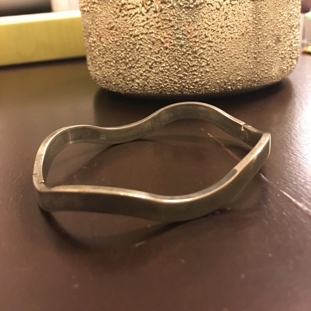 Vintage silver wave bangle bracelet