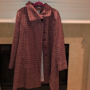 George tweet pink coat, button detail. Size 12/14