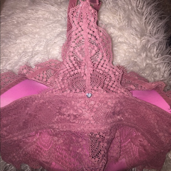 VS PINK High neck lace bralette/crop top medium - Picture 4 of 5