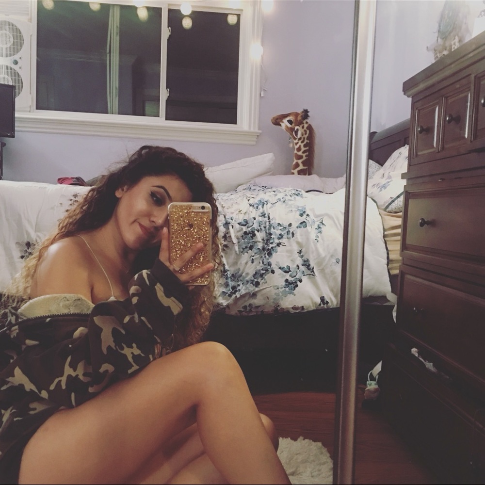 Meet your Posher, Norma