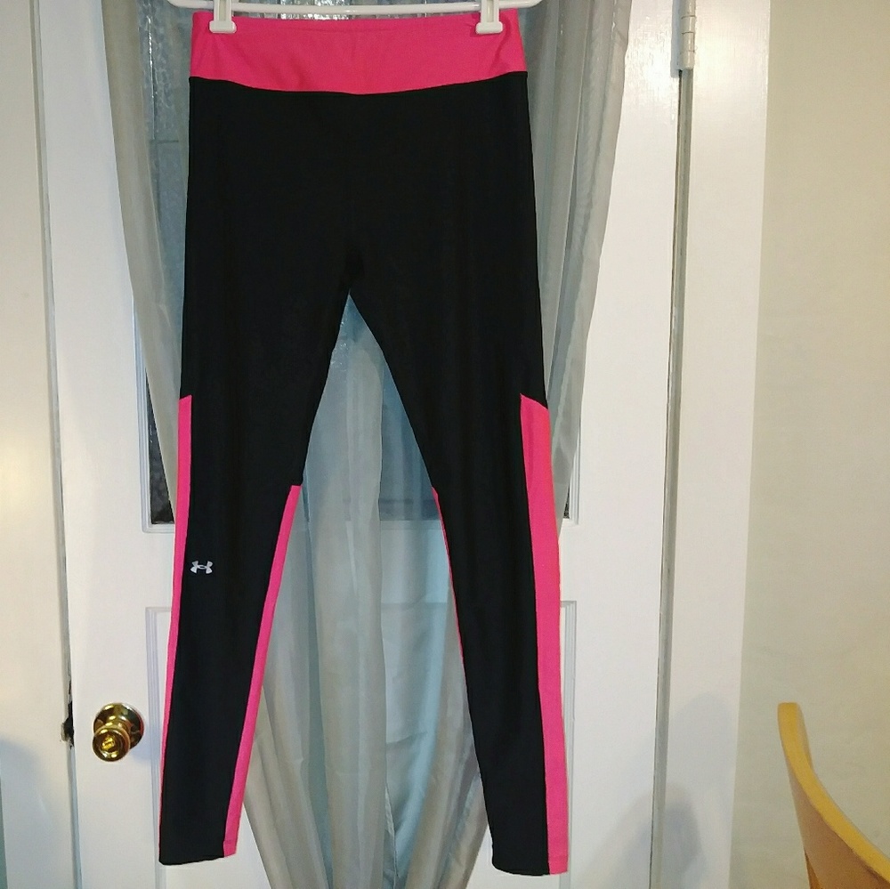 UNDER ARMOUR HeatGear pink black leggings